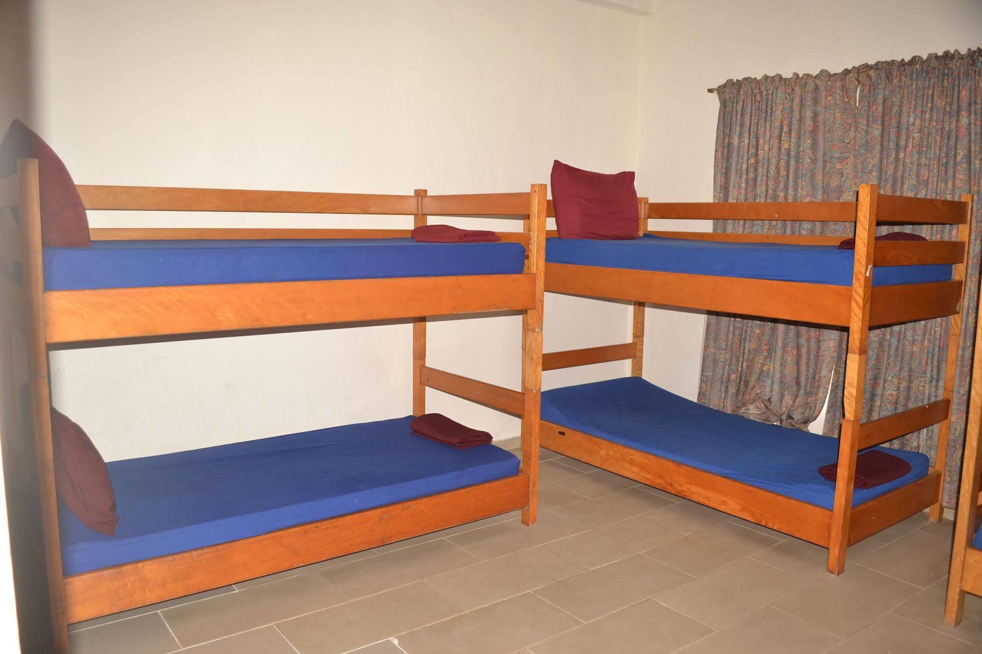 Pink Hostel Accra Exterior photo