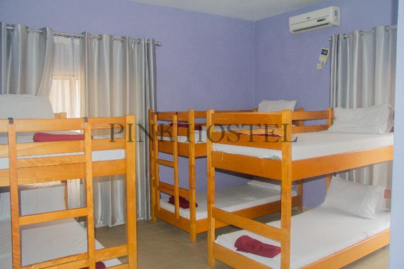 Pink Hostel Accra Exterior photo